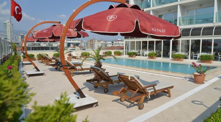 Ege Palas Business Hotel