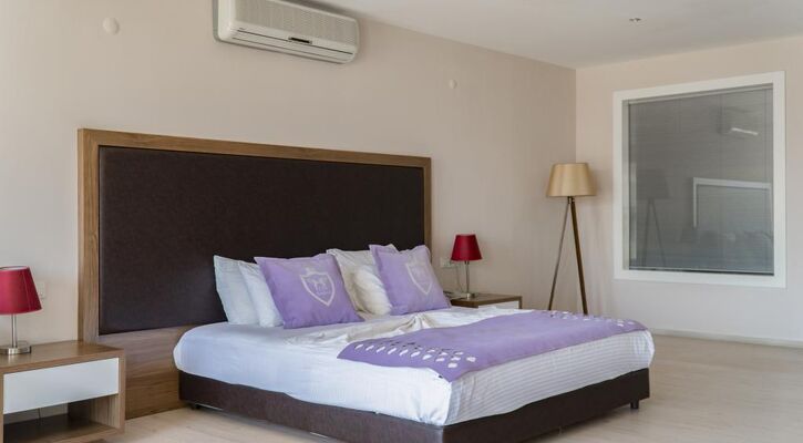 Ladies Beach Residence Suit Otel