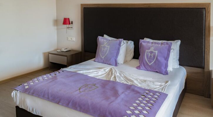 Ladies Beach Residence Suit Otel