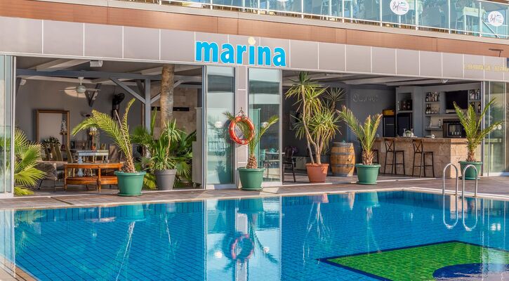 Marina Hotel Kuşadası & Suites