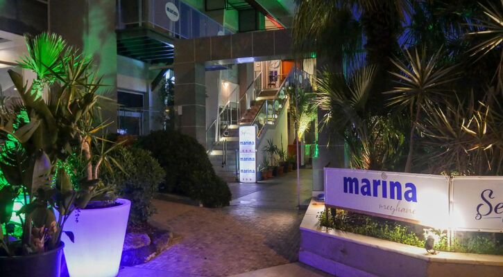 Marina Hotel Kuşadası & Suites