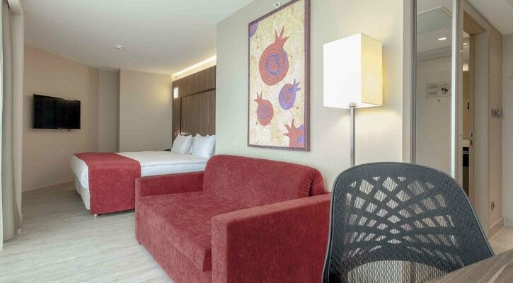 Ramada Encore İzmir