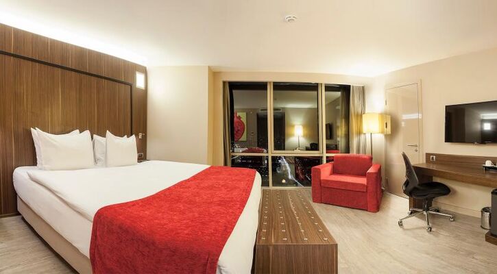 Ramada Encore İzmir