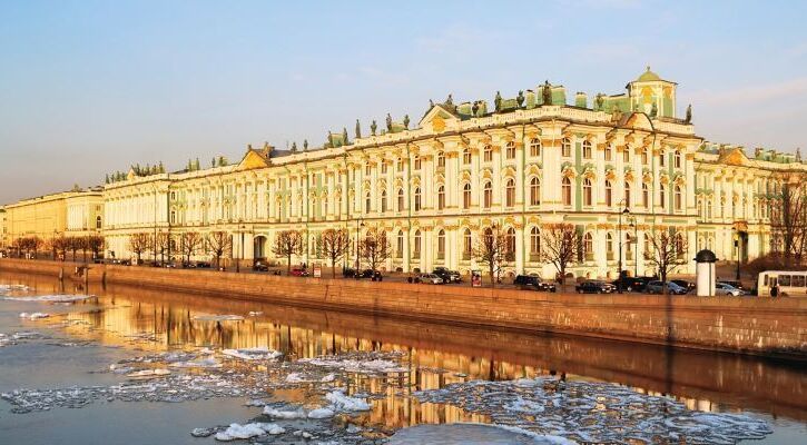 ST. PETERSBURG VE MOSKOVA TURU